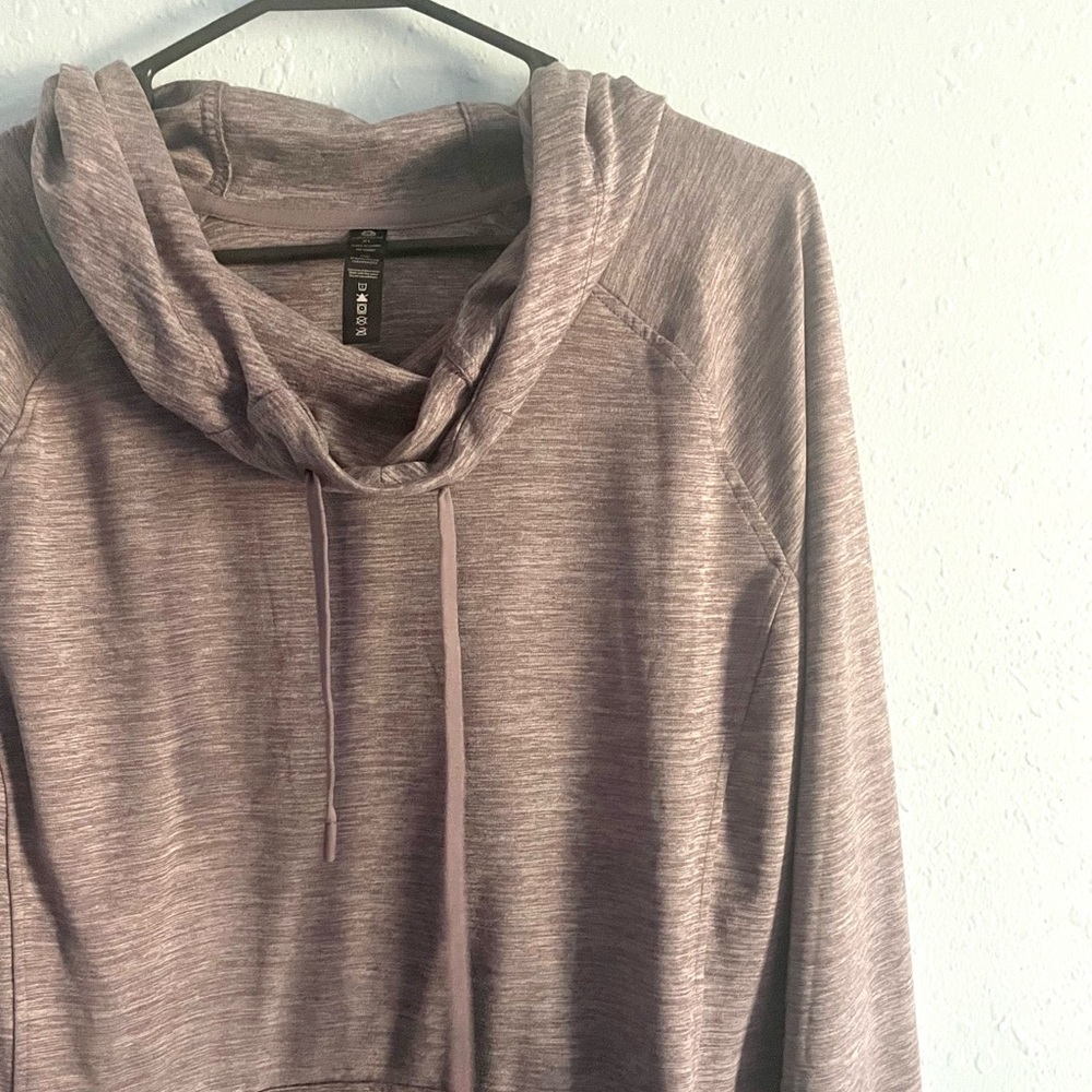 Lavender pullover - Picture 6 of 11